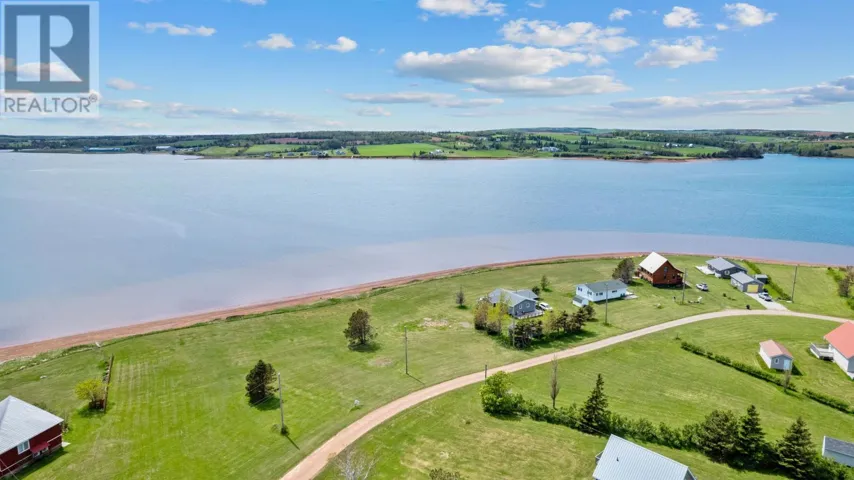 422 Hebrides Lane, New London, Prince Edward Island C0B1M0
