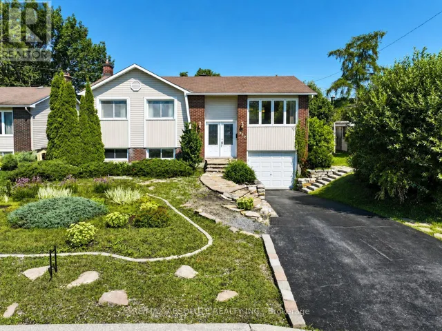 377 LEANNE STREET, Ottawa, Ontario K1E1V8