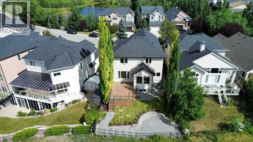 63 Royal Birch Point NW, Calgary, Alberta T3G5P9