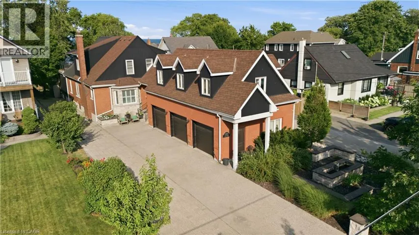 573 BEACH Boulevard, Hamilton, Ontario L8H6X8