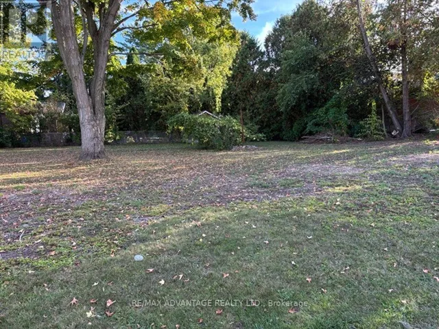 001 WOODBINE STREET, London South (South B), Ontario N6K2P3