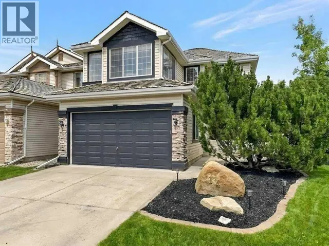 141 Douglas Glen Manor SE, Calgary, Alberta T2Z3Y5