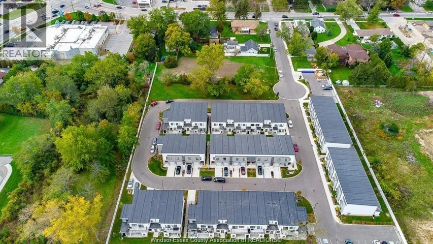 550 SANDISON STREET Unit# 23, Windsor, Ontario N9E0A3