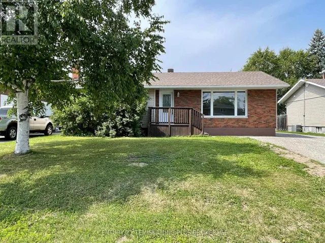 225 HESSLE AVENUE, Temiskaming Shores (New Liskeard), Ontario P0J1P0