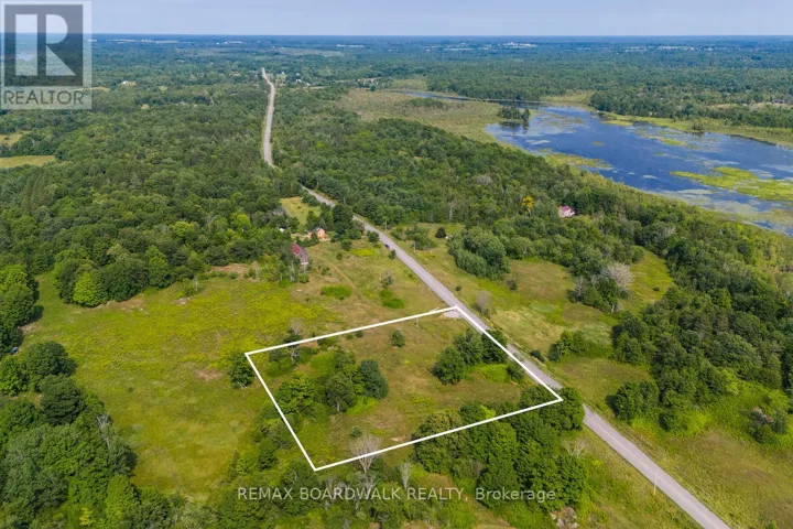 816 BENNETT LAKE ROAD, Tay Valley, Ontario K0G1A0