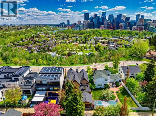 738 Crescent Road NW, Calgary, Alberta T2M4A7