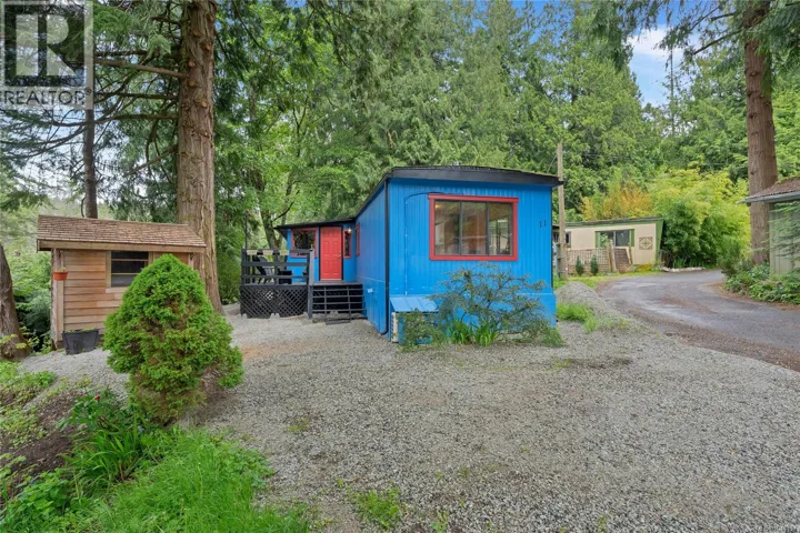 11 104 Horel Rd W, Salt Spring, British Columbia V8K2A3
