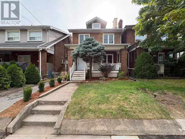 UNIT B - 634 RUNNYMEDE ROAD, Toronto (Junction Area), Ontario M6S3A2