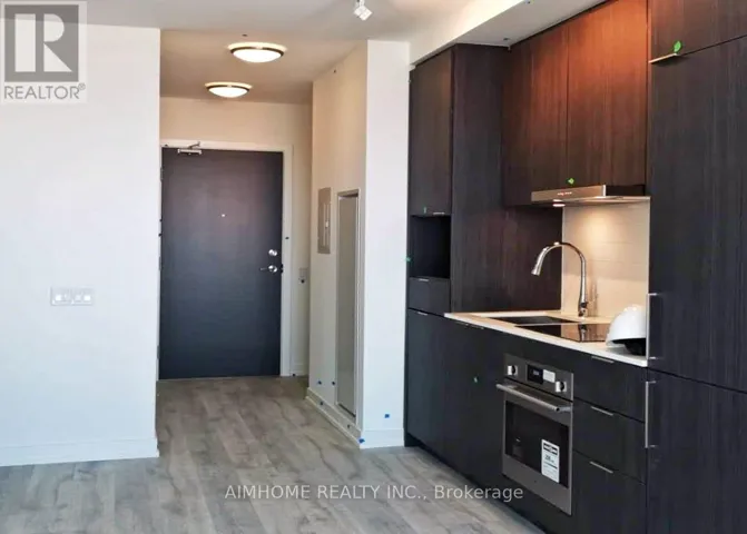 N1113 - 7 GOLDEN LION HEIGHTS, Toronto (Newtonbrook East), Ontario M6R2J3