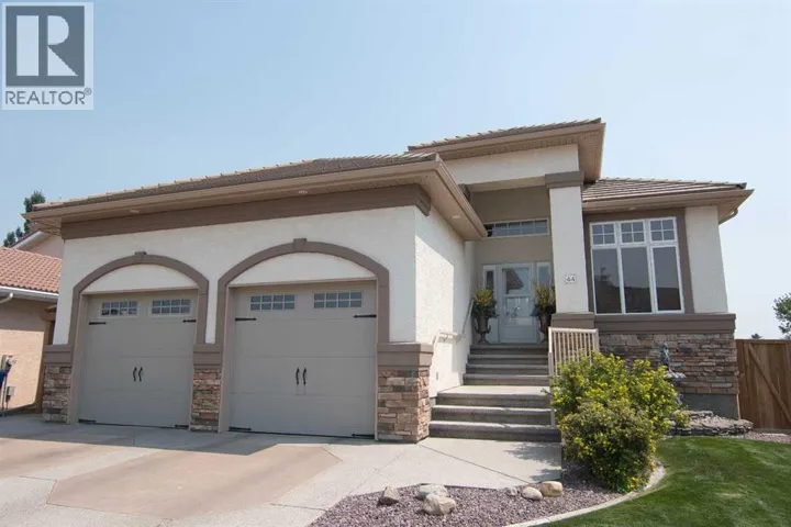 44 Fairmont Point S, Lethbridge, Alberta T1K7N6