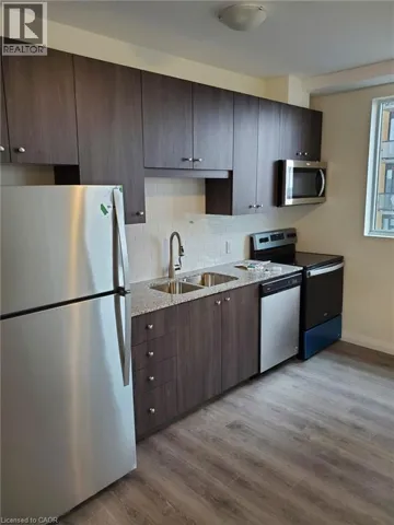 104 GARMENT Street Unit# 803, Kitchener, Ontario N2G0C3