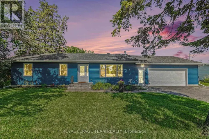 2477 MERIVALE ROAD, Ottawa, Ontario K2C3H1