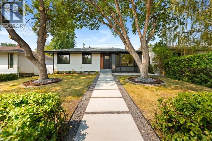 439 Arlington Drive SE, Calgary, Alberta T2H1S4