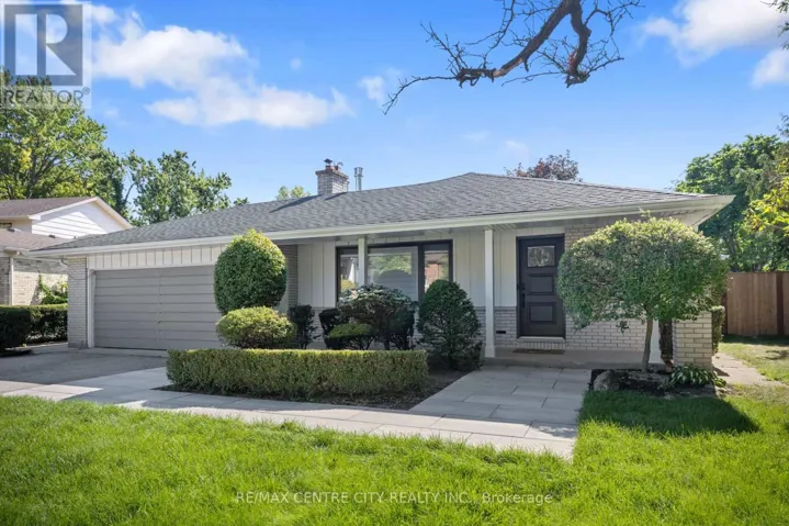 1223 ROYAL YORK ROAD, London North (North L), Ontario N6H4A1