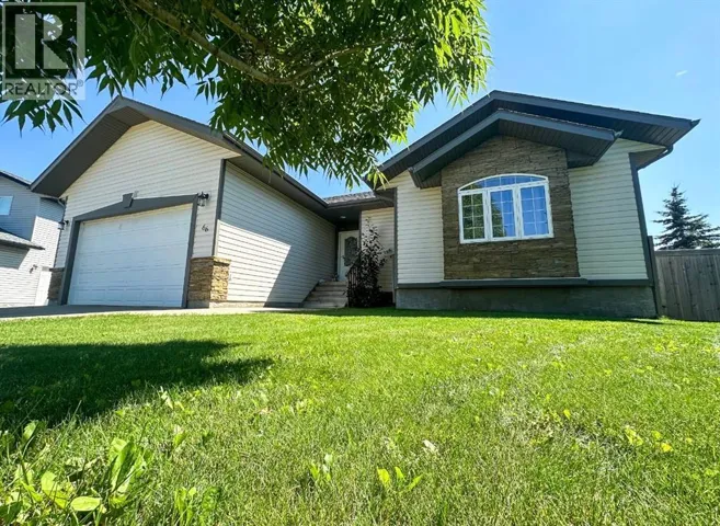 66 Cedar Heights, Whitecourt, Alberta T7S0A4