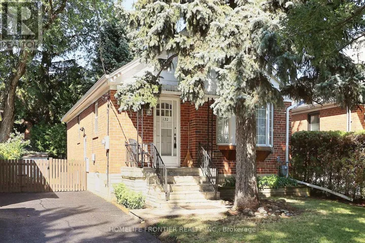 132 WESLEY STREET, Toronto (Stonegate-Queensway), Ontario M8Y2X1