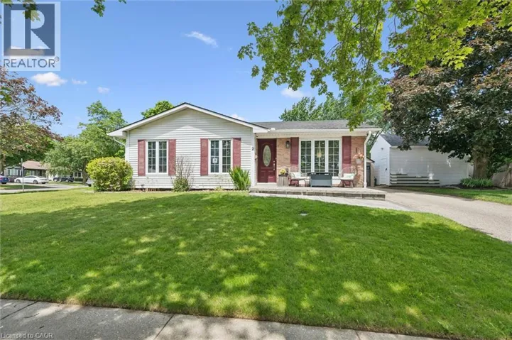 2 KEEWATIN Avenue, Kitchener, Ontario N2B3L5