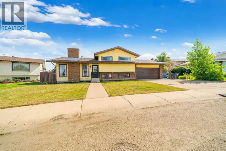 61 Rossmere Way SE, Medicine Hat, Alberta T1B2M7