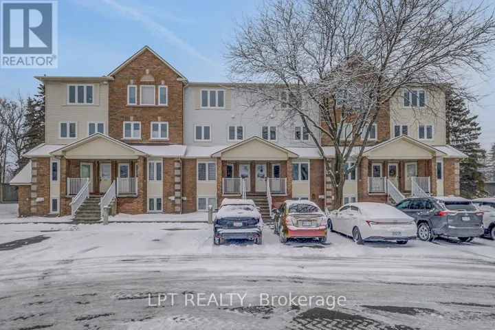 30 - 204 BRISTON PRIVATE, Ottawa, Ontario K1G5P8