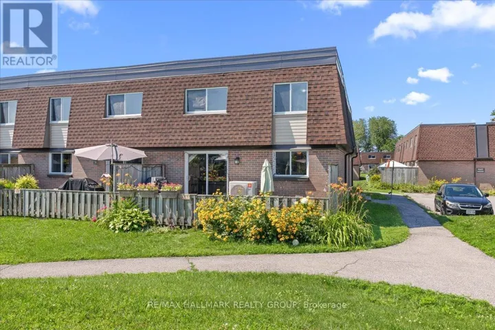 346 GARDEN GLEN PRIVATE, Ottawa, Ontario K2G1E4