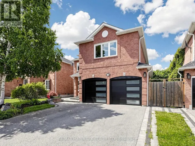 18 HOWES STREET, Ajax (Central West), Ontario L1T3V5