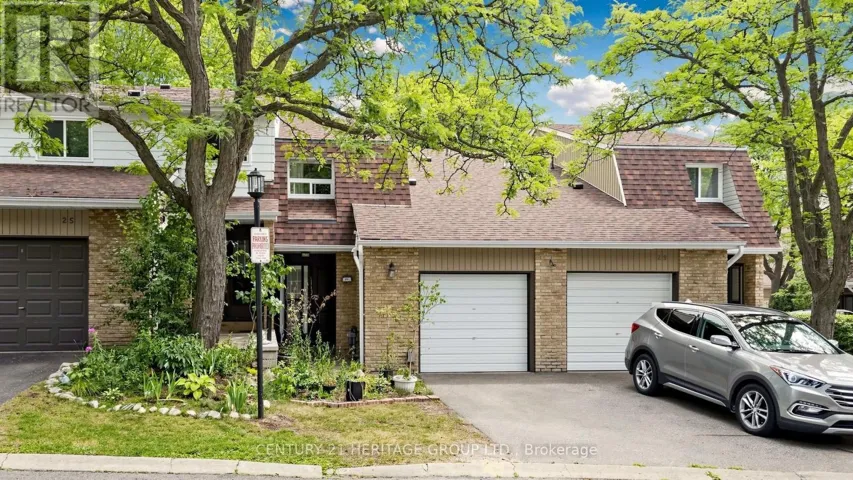 27 DUNKELD WAY, Markham (Royal Orchard), Ontario L3T4Y8