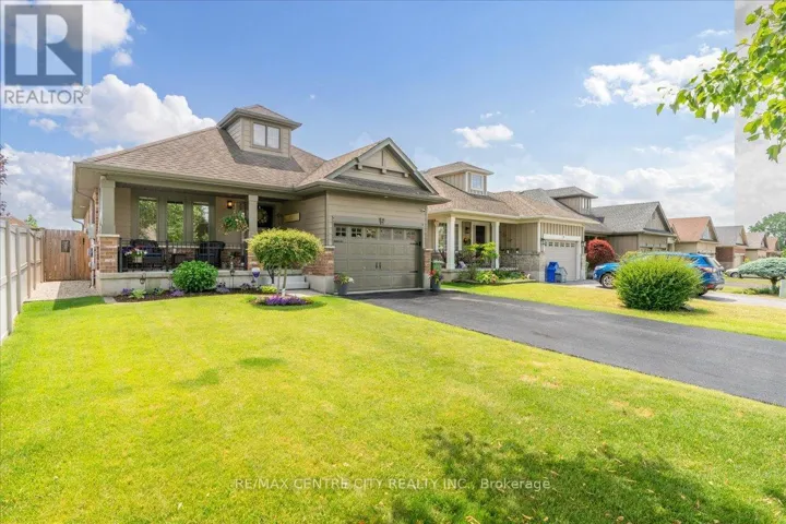 2 CHERRY BLOSSOM LANE, St. Thomas, Ontario N5R1L2