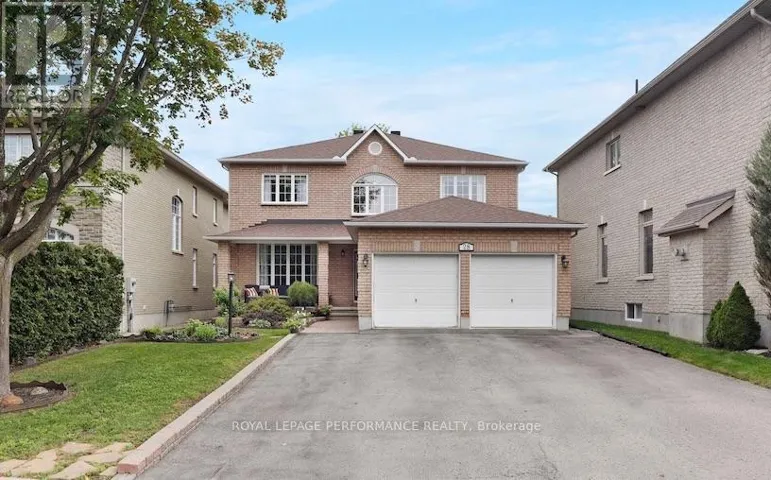28 MONET COURT, Ottawa, Ontario K1T4B6