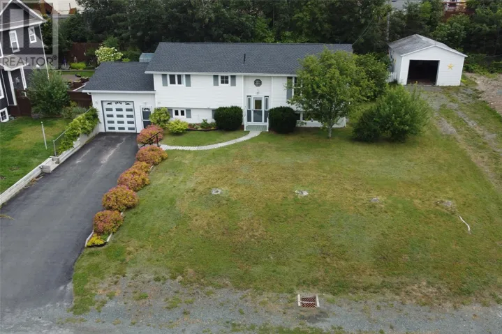 35 Cliffside Avenue, Conception Bay South, Newfoundland & Labrador A1W4P1