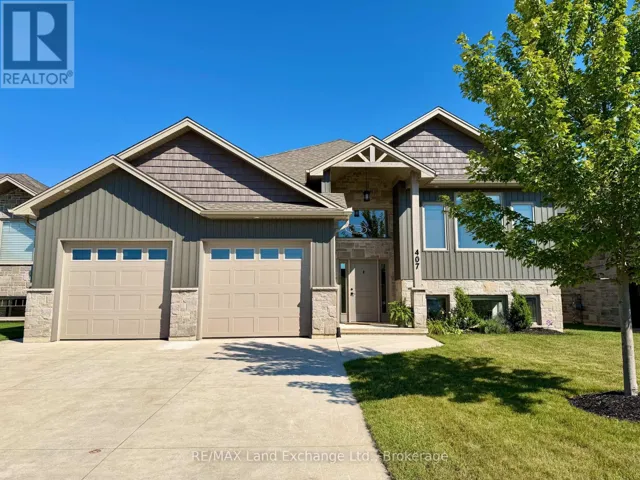 2 + 2 Bedroom Built in 2012