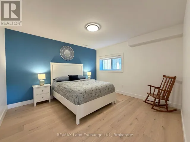 780