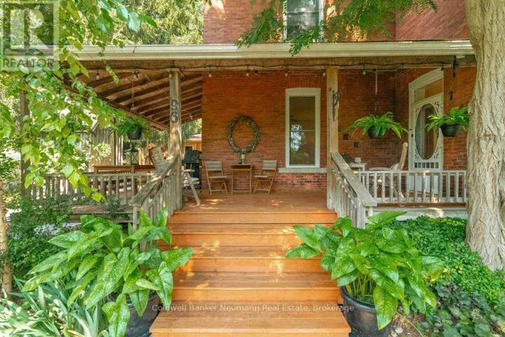 96 GROVE STREET, Guelph (St. George’s), Ontario N1E2W5