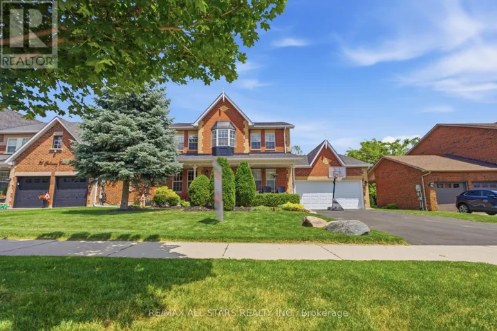 38 GALLOWAY CRESCENT, Uxbridge, Ontario L9P1W8