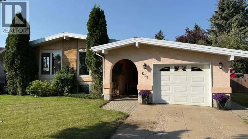 611 6 Avenue W, Hanna, Alberta T0J1P0