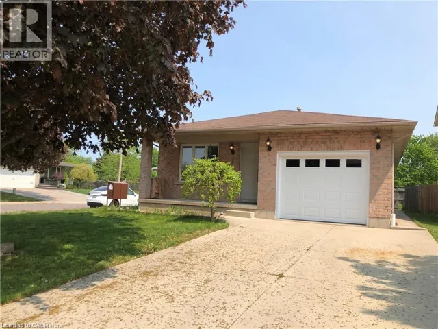 3 LANCER Court Unit# Lower, Hamilton, Ontario L9B2B1