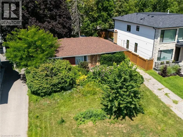 1405 CONSTANCE Drive, Oakville, Ontario L6J2T8