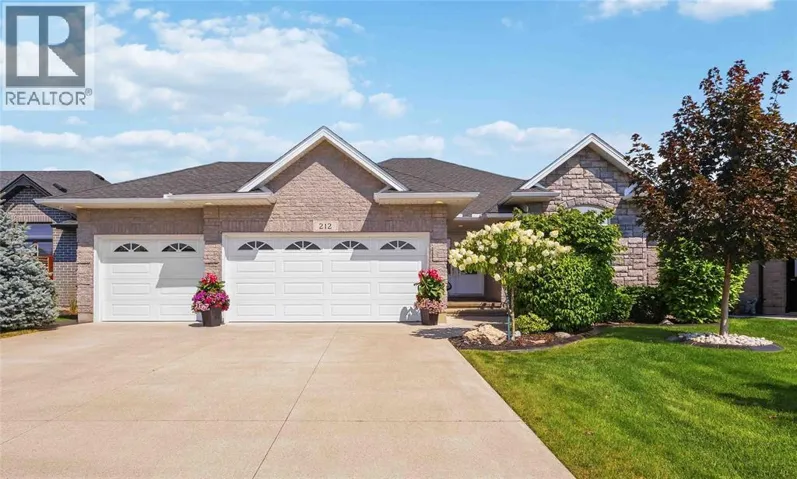 212 BASQUIAT CRESCENT, Sarnia, Ontario N7S0A6