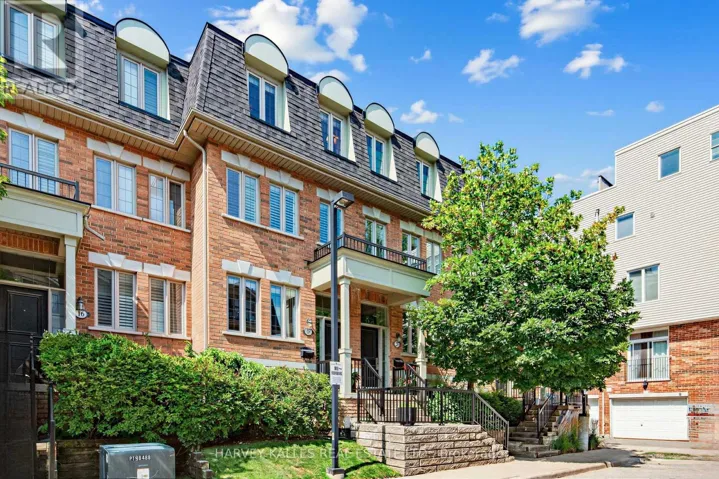 18 SARGENT LANE, Toronto (East End-Danforth), Ontario M4E3T9