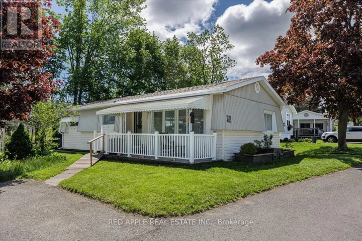 30 FLORA COURT, Innisfil, Ontario L9S1R4