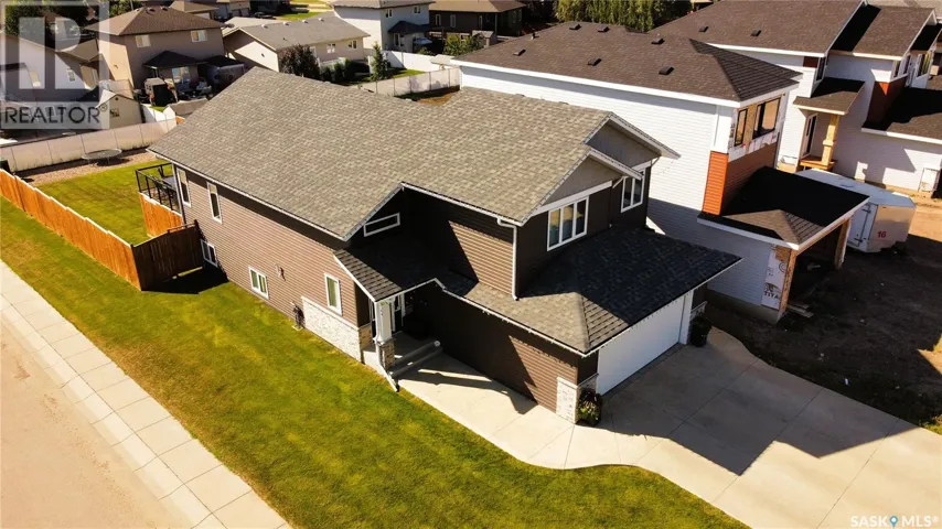 626 Kinloch CRESCENT, Saskatoon, Saskatchewan S7M5X2