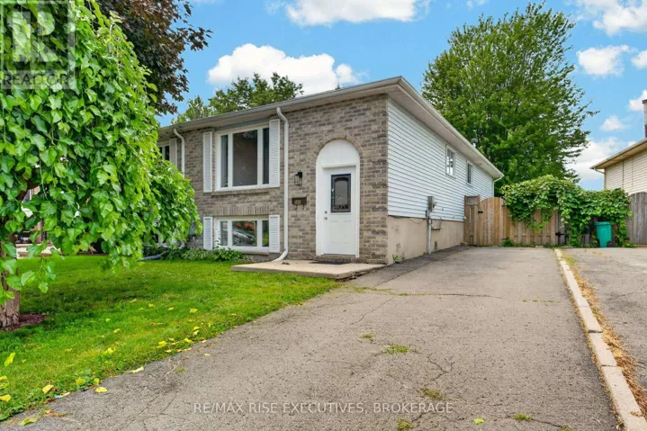 385 MELANIE AVENUE, Kingston (East Gardiners Rd), Ontario K7M8B2