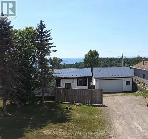 88 Lakeview DR, Terrace Bay, Ontario P0T2W0