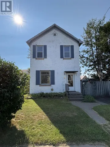 9 Ruttan St., Thunder Bay, Ontario P7A5C4