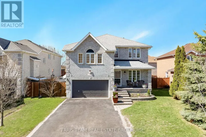 4 WHISPERING PINE PLACE, Barrie (Bayshore), Ontario L4N9R9