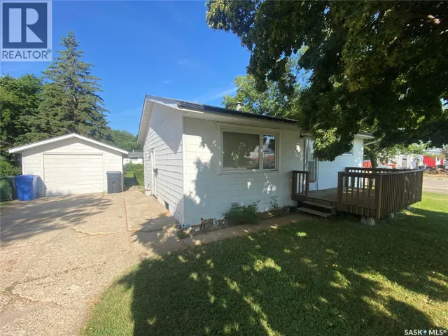 386 4TH AVENUE N, Yorkton, Saskatchewan S3N1B6