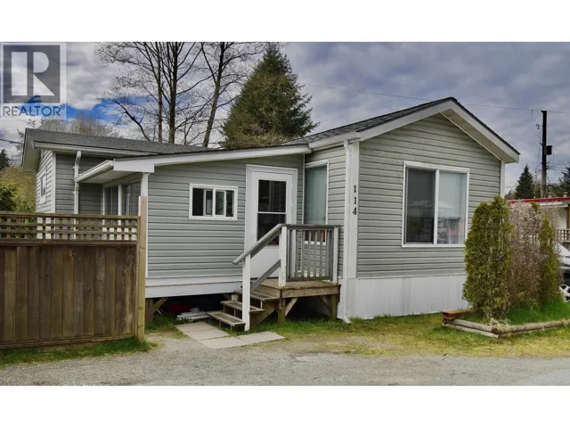 114 1413 SUNSHINE COAST HIGHWAY, Gibsons, British Columbia V0N1V5