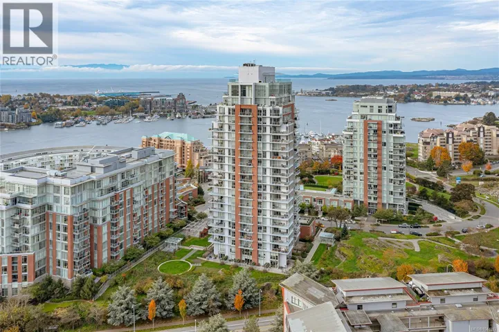 708 83 Saghalie Rd, Victoria, British Columbia V9A0E7
