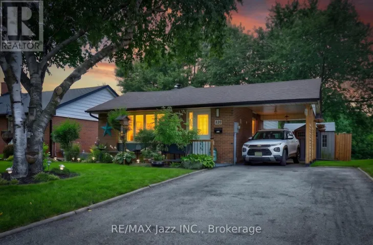 330 WAVERLY STREET N, Oshawa (McLaughlin), Ontario L1J5W1