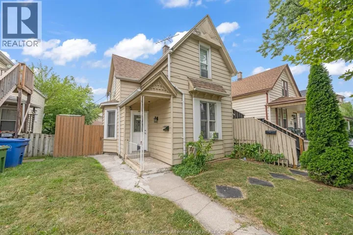 253 CURRY AVENUE, Windsor, Ontario N9B2B4