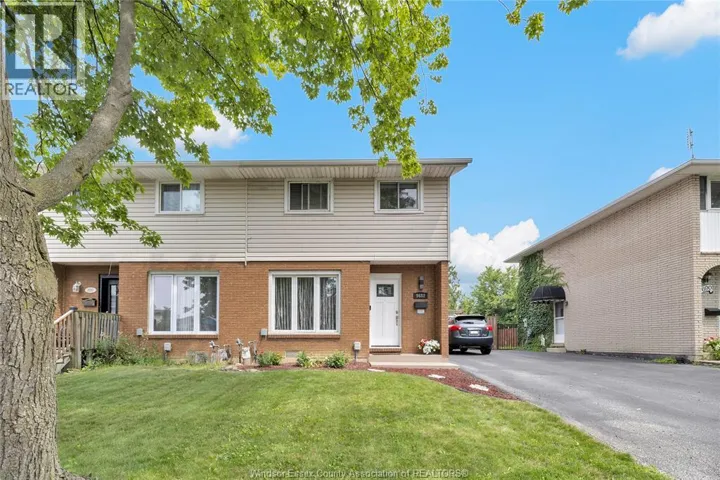 9682 LYNNGROVE CRESCENT, Windsor, Ontario N8R1B7